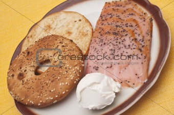 Peppered Smoked Salmon with Bagel and Cream Cheese