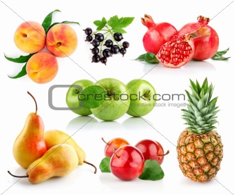 set fresh fruits with leaf