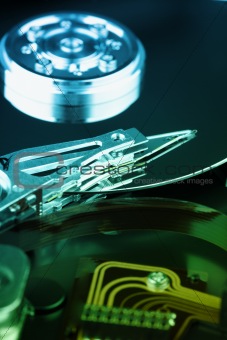 Details of electronic device - hard disk