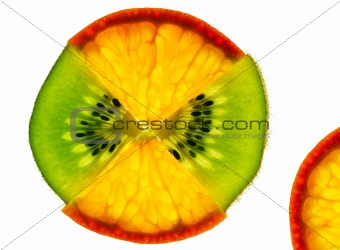 Sliced kiwi and mandarin