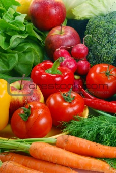 Composition with variety of fresh vegetables