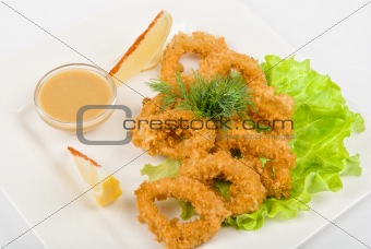 Deep-fried squid dish