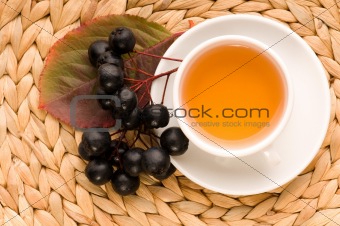 Black chokeberry tea 