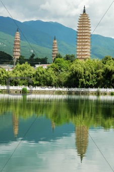 Landmarks of the famous Three Pagodas 