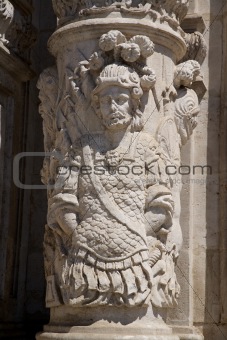 column carved