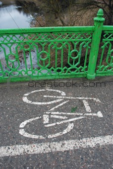 cycleway on the bridge