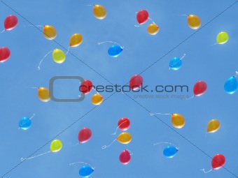 Multi-colored balloons in the sky 