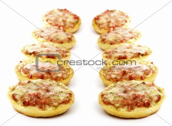 Ten mini pizza
