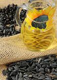 vegetable oil from sunflower seeds