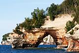 lover's leap at pictured rocks park