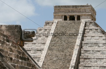 El Castillo Temple