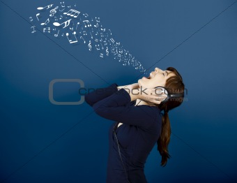 Musical notes getting out of the mouth