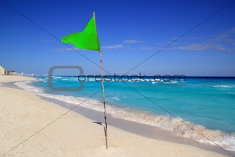 Green beach flag good beach weather