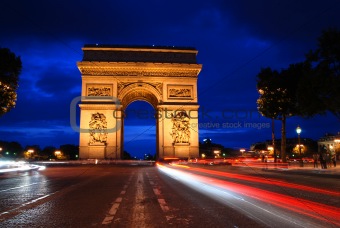 Triumph Arch at night