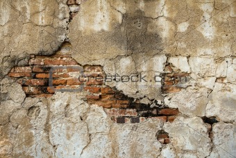 Break the old brick walls inside