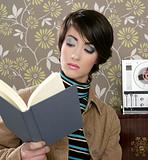 book reading woman retro vintage wallpaper room