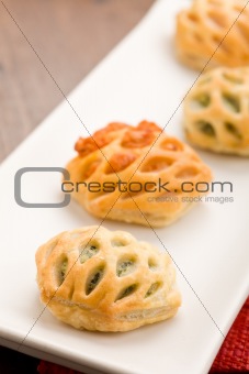pastry stuffed with tomatoes and spinach