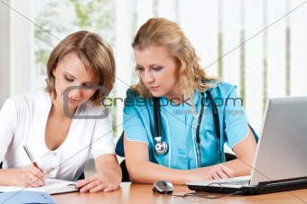 Doctors with laptop