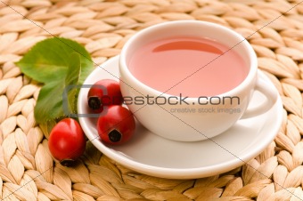 rose hip tea 