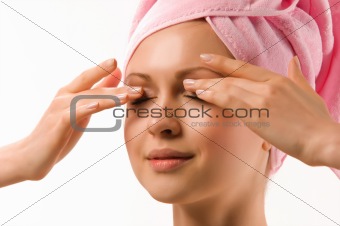 woman with a towel on his head