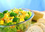 Broccoli-Mango-Carrot Salad with Baguette