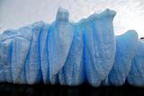 iceberg shaped like teeth