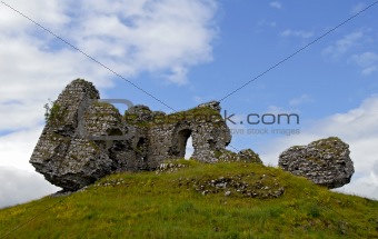 Clonmacnoise castle ruins