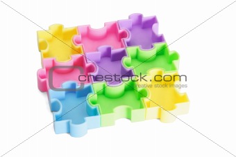 Multicolor plastic jigsaw puzzles 