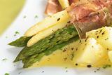 Asparagus with Ham and Hollandaise Sauce
