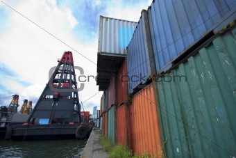 commercial container port 