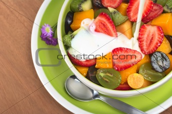 Fresh Fruit Salad with Yoghurt