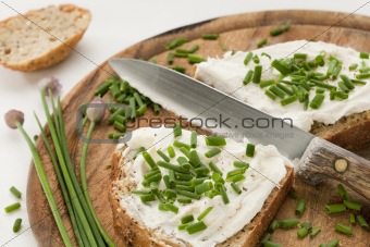 bread with cream cheese and chives