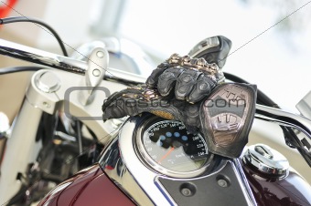 motorcycle gloves with carbon on bike