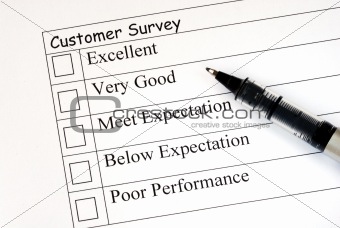 Customer fills in the feedback survey
