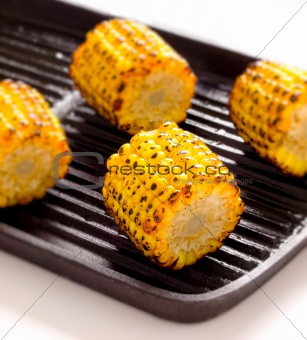 grilled corn cobs