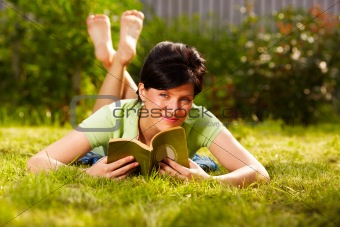 reading in the park