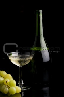 Grapes and champagne