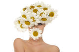 beautiful woman in the hat of daisies