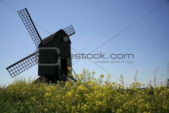 pitstone windmill english countryside blue sky