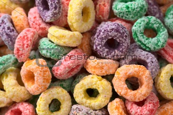 Colorful Cereal Loops with Different Fruit Flavour