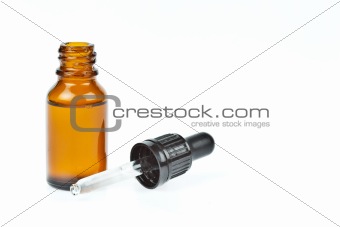 Glass dropper filled with moisturizing concentrate