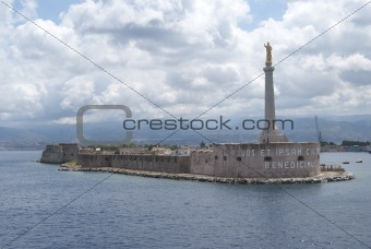 The entrance of the port of Messina