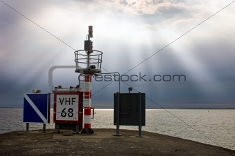 Harbor entrance beacon