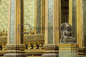 grand palace temple bangkok thailand