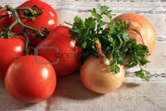 Tomatoes, onions and parsley