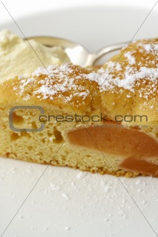 Quince batter cake: macro tall view
