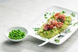 mashed peas with fried pancetta