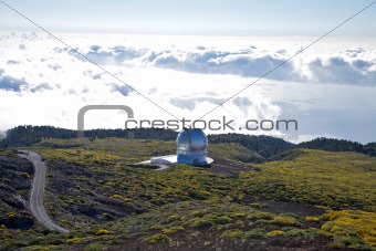 La Palma observatories clouds and ocean 
