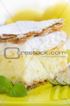 vanilla and custard cream cake dessert