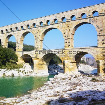 Roman aqueduct, Pont du Gard, Provence, France